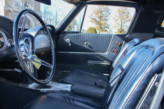 1963 Chevy Corvette Stingray for rent interior