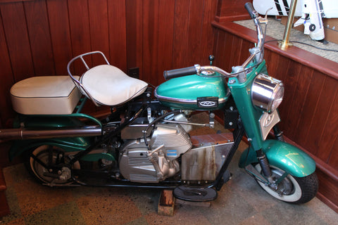 1961 Eagle Cushman Motor Scooter for rent