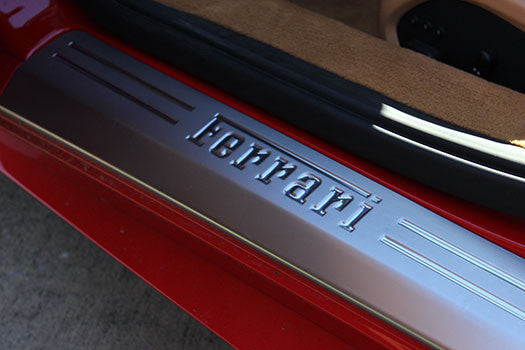 Ferrari 458 Spider door logo
